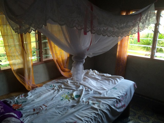 They kindly insisted that I take Manasa's room for my stay. 