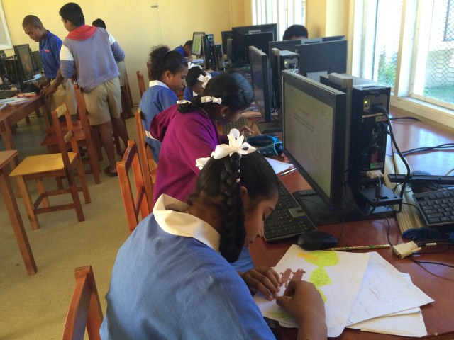 While some group members were typing, others were drawing.