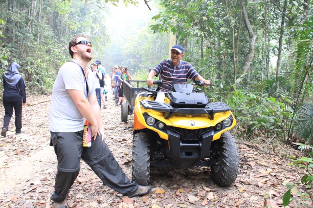 Told you Richard...Richard is ok now (Photo: Ibu Isa)